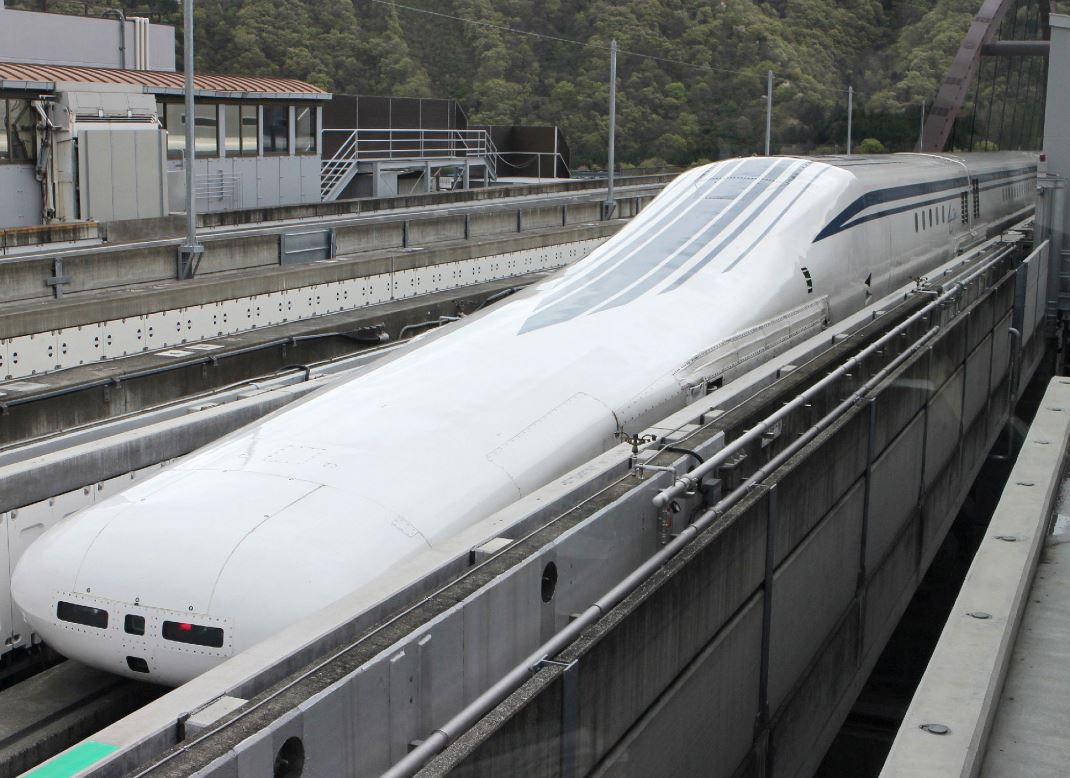 The seven-car maglevtrain returns to the station after setting a new world speed record in a test run near Mount Fuji, clocking more than 600 kilometres (373 miles) an hour The seven-car maglevtrain returns to the station after setting a new world speed record in a test run near Mount Fuji, clocking more than 600 kilometres (373 miles) an hour