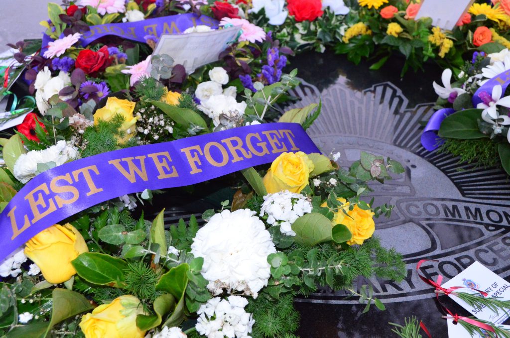 Anzac Day Dawn Service at Woodgate. Photo taken April 25, 2015. Photo Matthew McInerney / NewsMail Anzac Day Dawn Service at Woodgate. Photo taken April 25, 2015. Photo Matthew McInerney / NewsMail