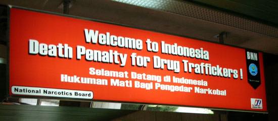 A death penalty warning sign for drug traffickers in Indonesia, shared to The Northern Star's Facebook page by Scott Crandell, with the words 