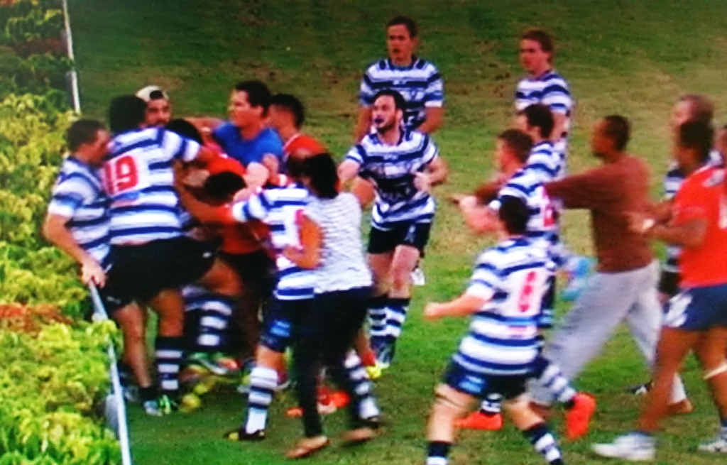 PLAYER PUNCH-UP: Players from Colts and Brothers A-grade teams get involved in a huge brawl after their game on Anzac Day. PLAYER PUNCH-UP: Players from Colts and Brothers A-grade teams get involved in a huge brawl after their game on Anzac Day.