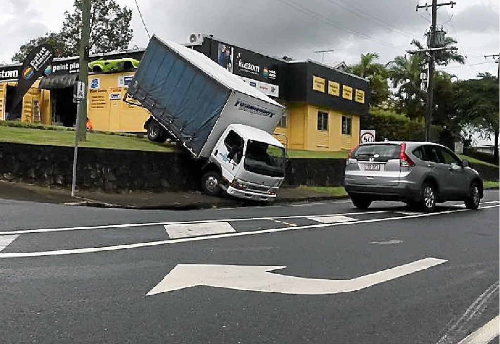 WRONG WAY: An unusual scene in Blackall St, Woombye yesterday morning. WRONG WAY: An unusual scene in Blackall St, Woombye yesterday morning.