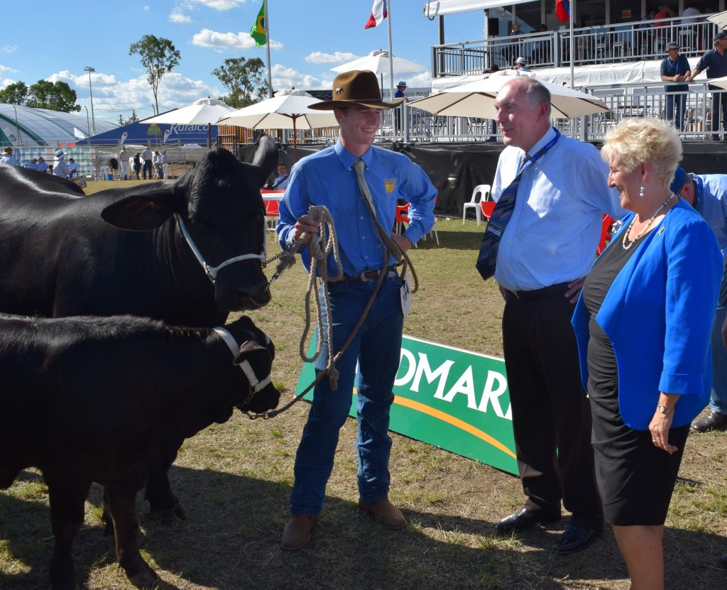 Deputy Prime Minister Warren Truss, with Federal Member for Capricornia Michelle Landry, visited Beef Australia 2015. Photo Rachael Conaghan/The Morning Bulletin Deputy Prime Minister Warren Truss, with Federal Member for Capricornia Michelle Landry, visited Beef Australia 2015. Photo Rachael Conaghan/The Morning Bulletin