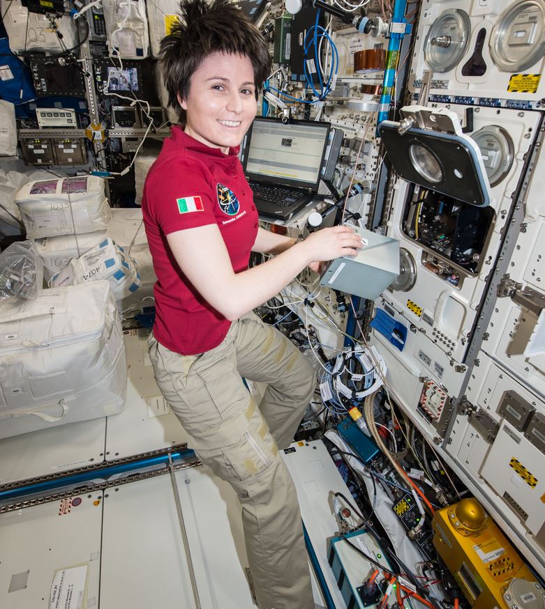 European Space Agency astronaut Samantha Cristoforetti prepares an experiment for return on SpaceX's Dragon cargo craft.
European Space Agency astronaut Samantha Cristoforetti prepares an experiment for return on SpaceX's Dragon cargo craft.