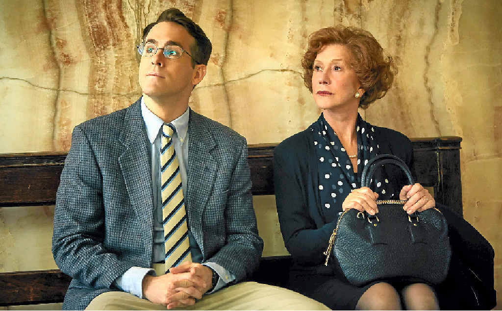 Ryan Reynolds and Helen Mirren in a scene from Woman in Gold. Ryan Reynolds and Helen Mirren in a scene from Woman in Gold.