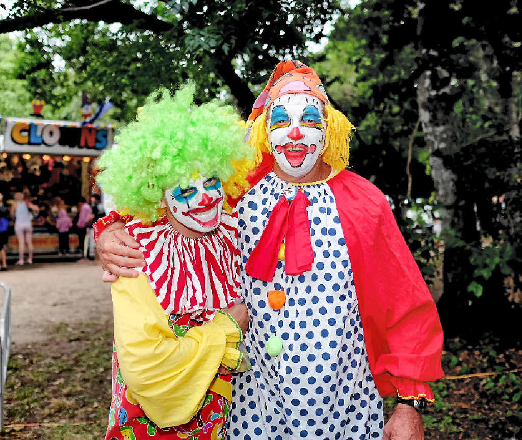 CLOWNING AROUND: Dingo Beach will be transformed this Sunday for the Lions Dingo Beach Family Whitfunday. Photo: Matthew Newton CLOWNING AROUND: Dingo Beach will be transformed this Sunday for the Lions Dingo Beach Family Whitfunday. Photo: Matthew Newton