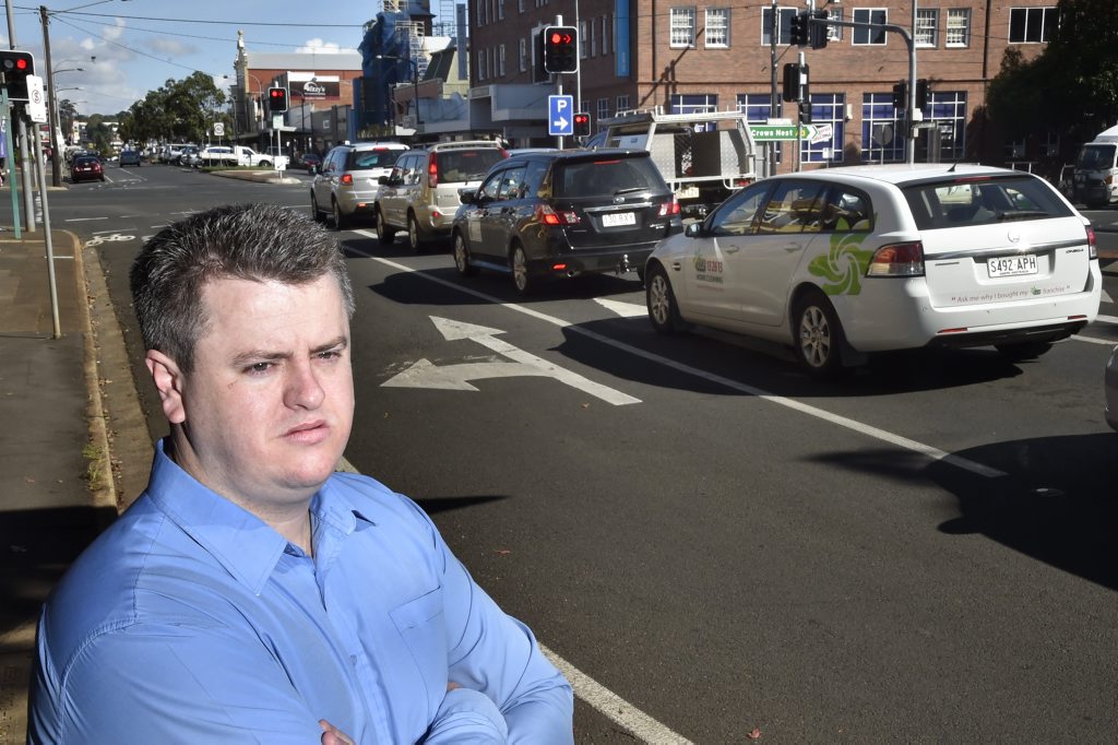 Patrick Kelly is a lawyer with law firm, Gordon and Slater. He works with road accident clients from Toowoomba, Warwick and Ipswich.