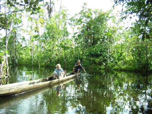 Nikki Reggett: Swimming in the Amazon with piranhas 2004. Nikki Reggett: Swimming in the Amazon with piranhas 2004.