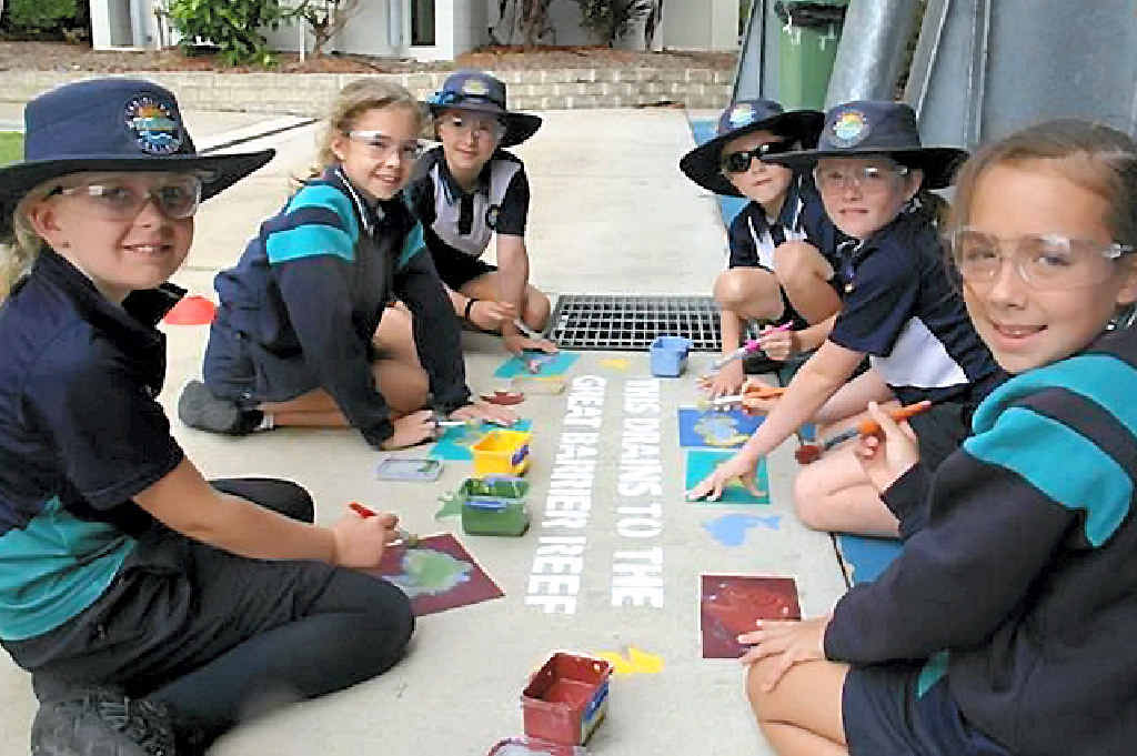 BRAINIACS: Eliza Mackenzie from Grade 2/3G, Lilly Tarver (3F), Hazell Farrell (2/3G), Ethan Hall (3F), Olivia Dibbin (3F) and Mya Pini (3F). BRAINIACS: Eliza Mackenzie from Grade 2/3G, Lilly Tarver (3F), Hazell Farrell (2/3G), Ethan Hall (3F), Olivia Dibbin (3F) and Mya Pini (3F).
