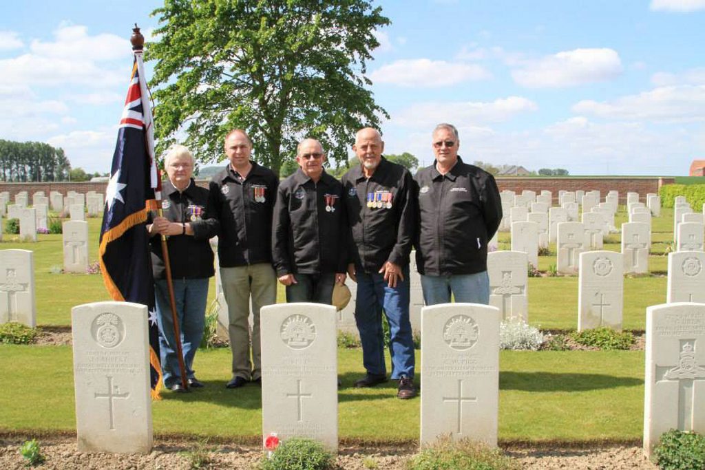 Bundamba Anzac Observance Committee at The Hutt Cemetery. Bundamba Anzac Observance Committee at The Hutt Cemetery.