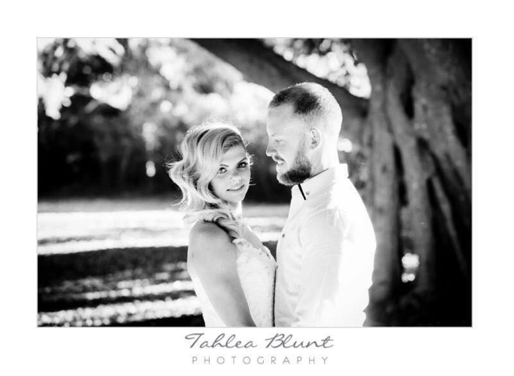 Rachel Reeves and Lyndon Thrupp married on the May 15, 2015. Ceremony took place at Wirreanda Park, Buderim followed by a reception at the Buderim Tavern. Photographer Tahlea Ehrenberg. The couple honeymooned in Port Douglas.