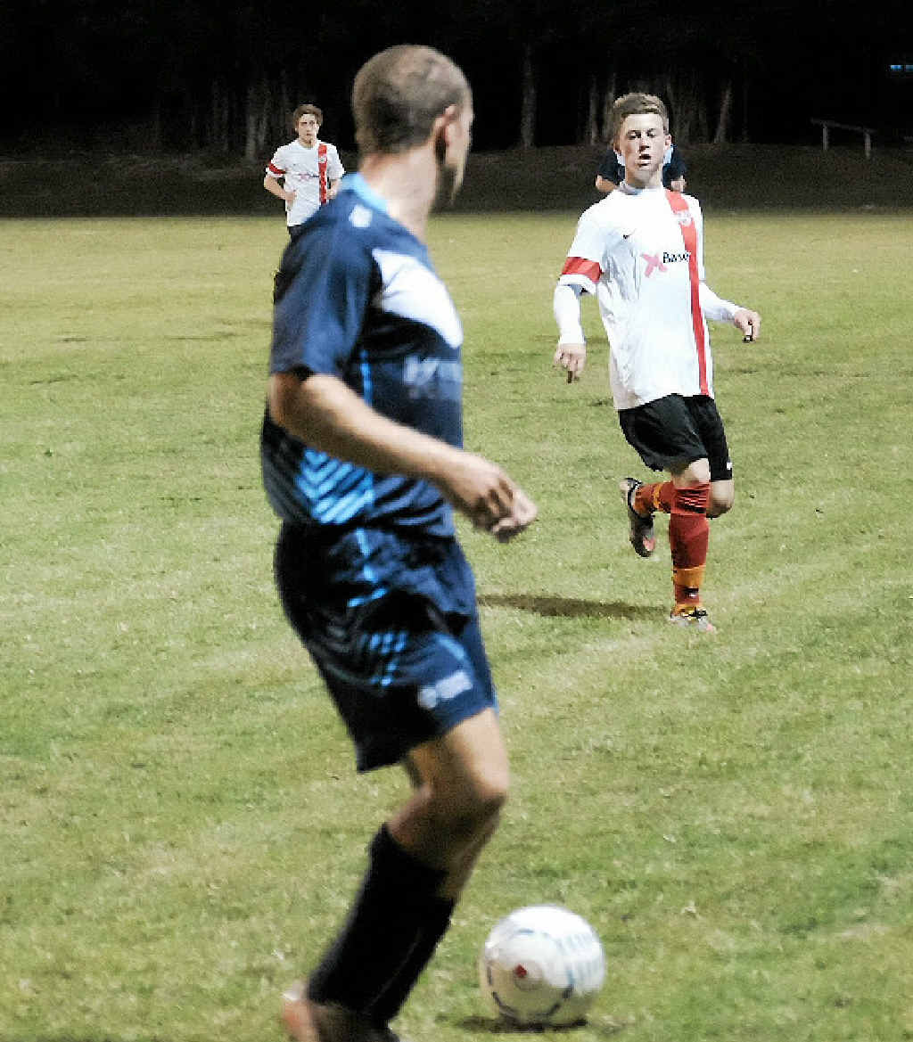 TUSSLE: WFC’s Lathan Dunn takes on a Mackay player last Saturday night. Photo: Matthew Newton TUSSLE: WFC’s Lathan Dunn takes on a Mackay player last Saturday night. Photo: Matthew Newton