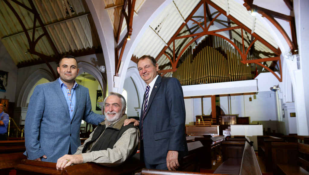 IPSWICH HISTORY: St Paul’s Church chairman of the organ committee Dr Grantley Chaplin (centre) with Mayor Paul Pisasale (right) and IGA representative Zac Mina who have donated $10,000 to help restore the church organ. IPSWICH HISTORY: St Paul’s Church chairman of the organ committee Dr Grantley Chaplin (centre) with Mayor Paul Pisasale (right) and IGA representative Zac Mina who have donated $10,000 to help restore the church organ.