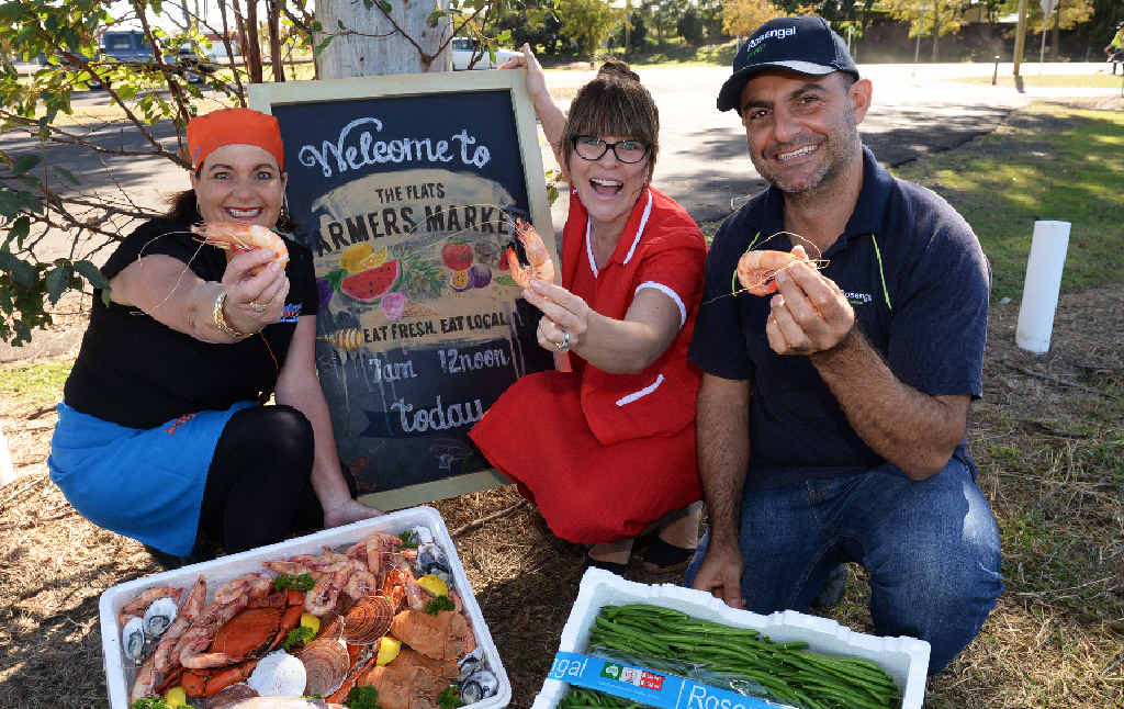 FARM FRESH: Grunske’s seafood owner Beryl Grunske, organiser Jess Marsellos and Rosengal bean grower Dave Galati are expecting a good turnout of farmers and shoppers from across the region. FARM FRESH: Grunske’s seafood owner Beryl Grunske, organiser Jess Marsellos and Rosengal bean grower Dave Galati are expecting a good turnout of farmers and shoppers from across the region.