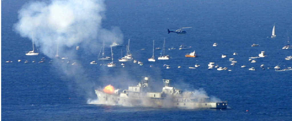 BIG TURN-OUT: Boaties gathered to see the HMAS Brisbane sunk. BIG TURN-OUT: Boaties gathered to see the HMAS Brisbane sunk.