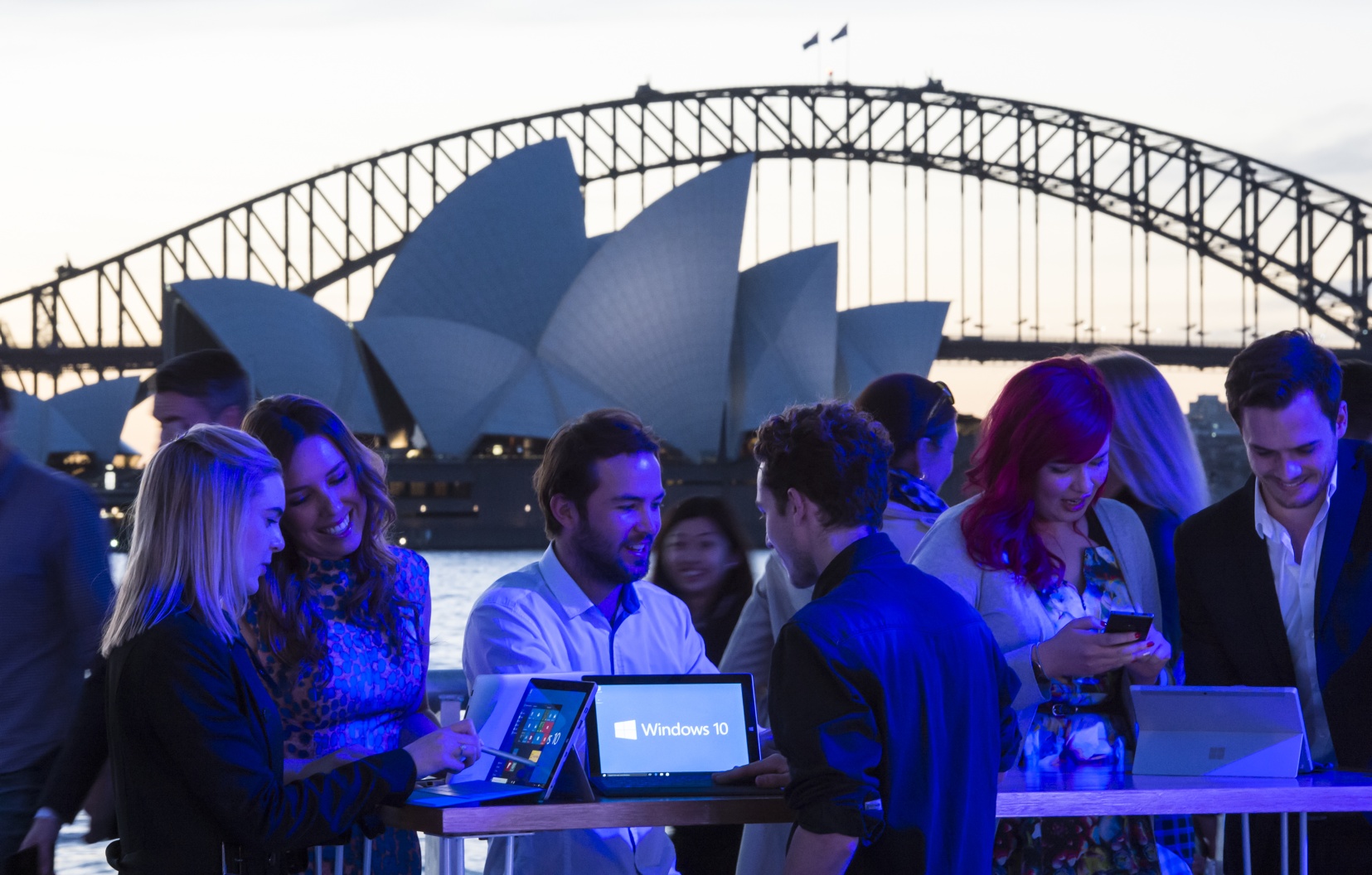 Computer fans check out Windows 10 in Sydney Computer fans check out Windows 10 in Sydney
