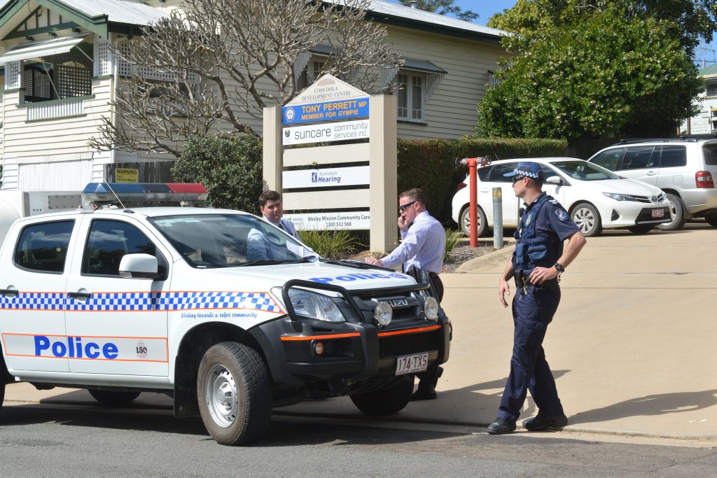 BOMB SCARE: Gympie police evacuated an office building on Channon St Gympie which houses the office of MP Tony Perrett this morning .Photo Craig Warhurst/ The Gympie Times BOMB SCARE: Gympie police evacuated an office building on Channon St Gympie which houses the office of MP Tony Perrett this morning .Photo Craig Warhurst/ The Gympie Times