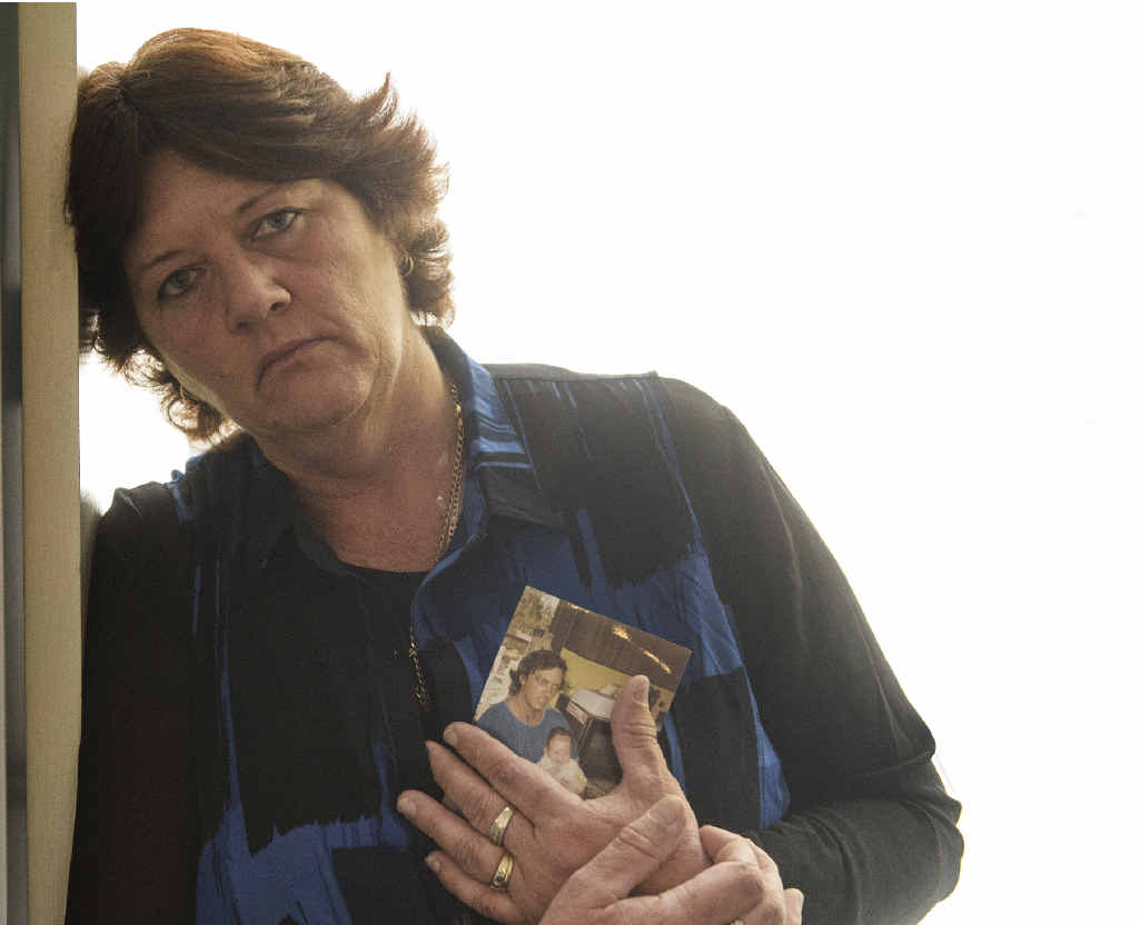 STILL HOPING: Barbara Anderson holds a picture of her brother Andrew who has been missing for 26 years. BELOW: An excerpt from a letter that Barbara wrote to her missing brother in 1994. PHOTO: ADAM HOURIGAN STILL HOPING: Barbara Anderson holds a picture of her brother Andrew who has been missing for 26 years. BELOW: An excerpt from a letter that Barbara wrote to her missing brother in 1994. PHOTO: ADAM HOURIGAN