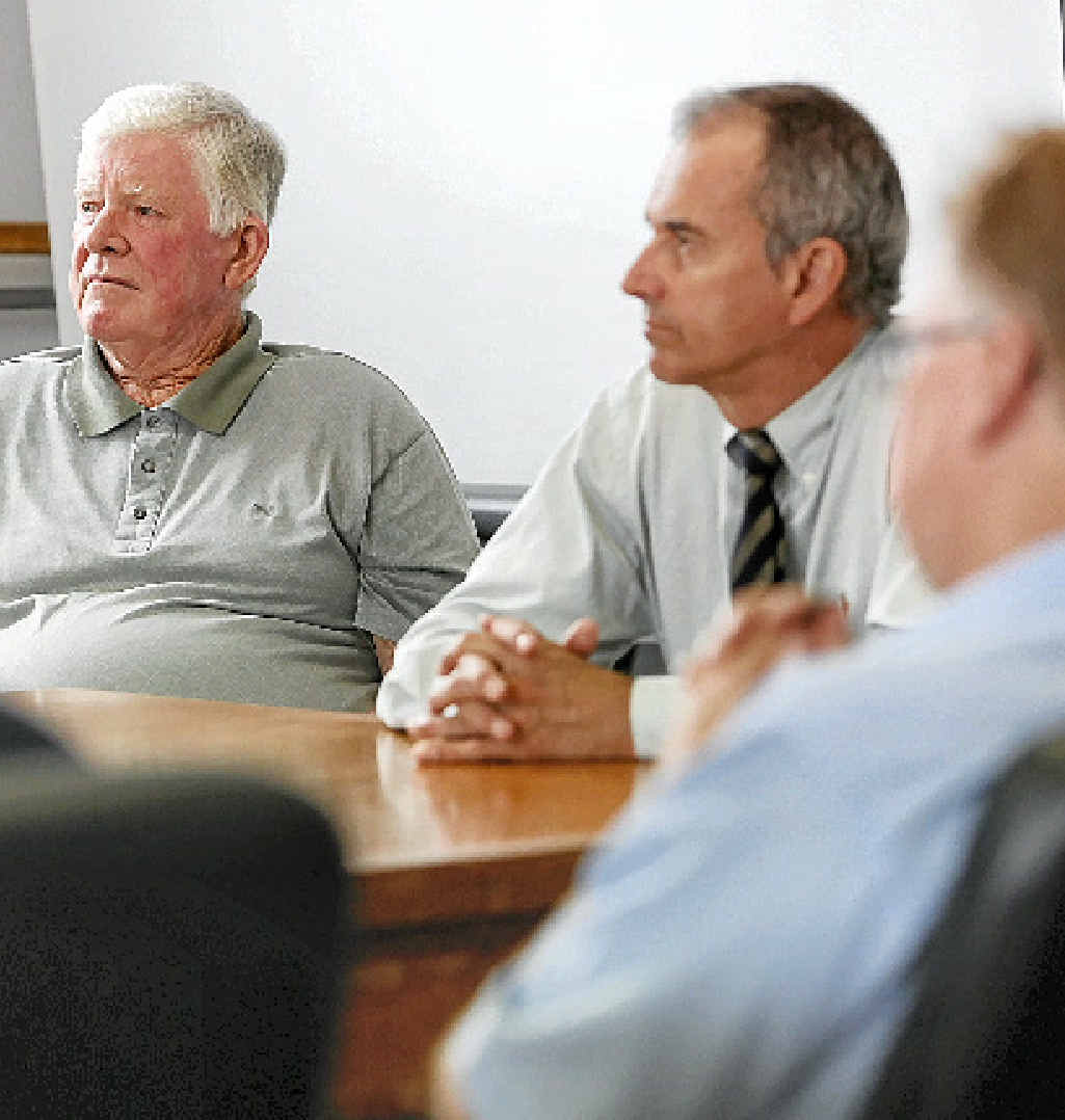 INDUSTRY MATTERS: Former NSW Agriculture and Fisheries Minister Ian Causley and Member for Clarence Chris Gulaptis discussing proposed fishing reforms last year. INDUSTRY MATTERS: Former NSW Agriculture and Fisheries Minister Ian Causley and Member for Clarence Chris Gulaptis discussing proposed fishing reforms last year.