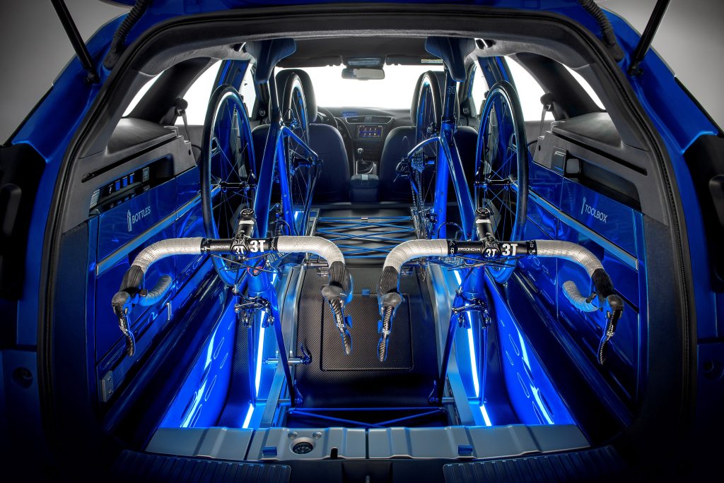 ULTIMATE BIKE WAGON: Honda's Concept includes a smart loading rack for two bikes, integrated air pump, toolbox, bottle holder, water tank and a front wheel holder ULTIMATE BIKE WAGON: Honda's Concept includes a smart loading rack for two bikes, integrated air pump, toolbox, bottle holder, water tank and a front wheel holder