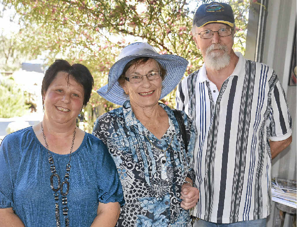 Christine Pettiford, Joan Wylde and Chris Gordon-Smith at Baringa Nursery for the country music lunch.