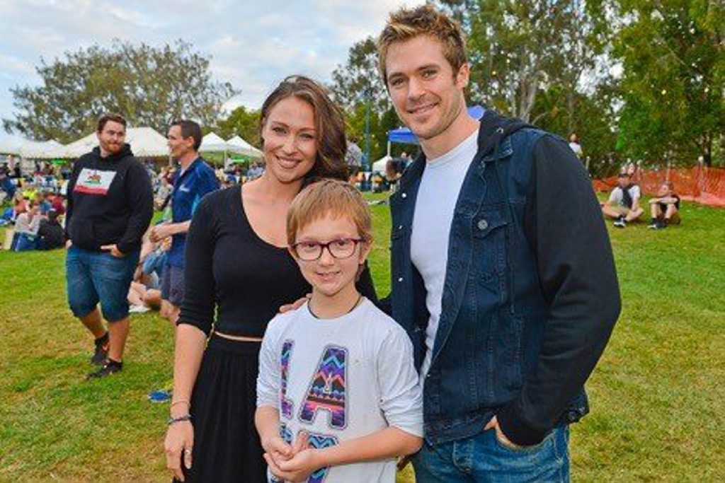 STAR STRUCK: Little Sadie, 8 was over the moon when she saw famous Home and Away actors Lisa Gormley and Kyle Pryor at the Capricorn Film Festival. STAR STRUCK: Little Sadie, 8 was over the moon when she saw famous Home and Away actors Lisa Gormley and Kyle Pryor at the Capricorn Film Festival.