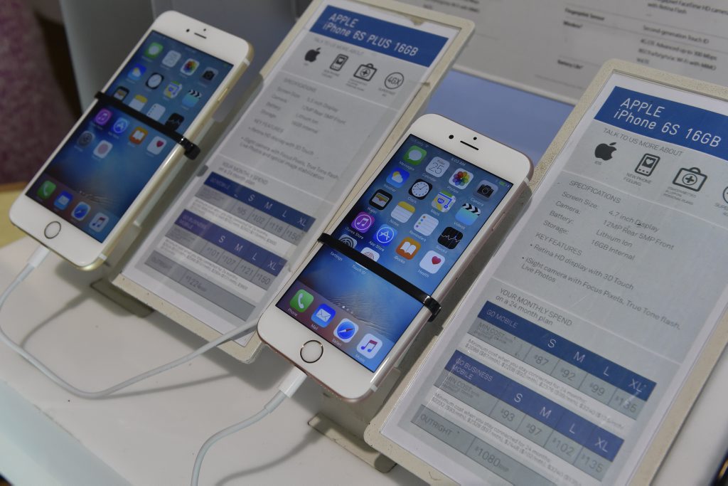 The new IPhone 6s at Telstra The new IPhone 6s at Telstra