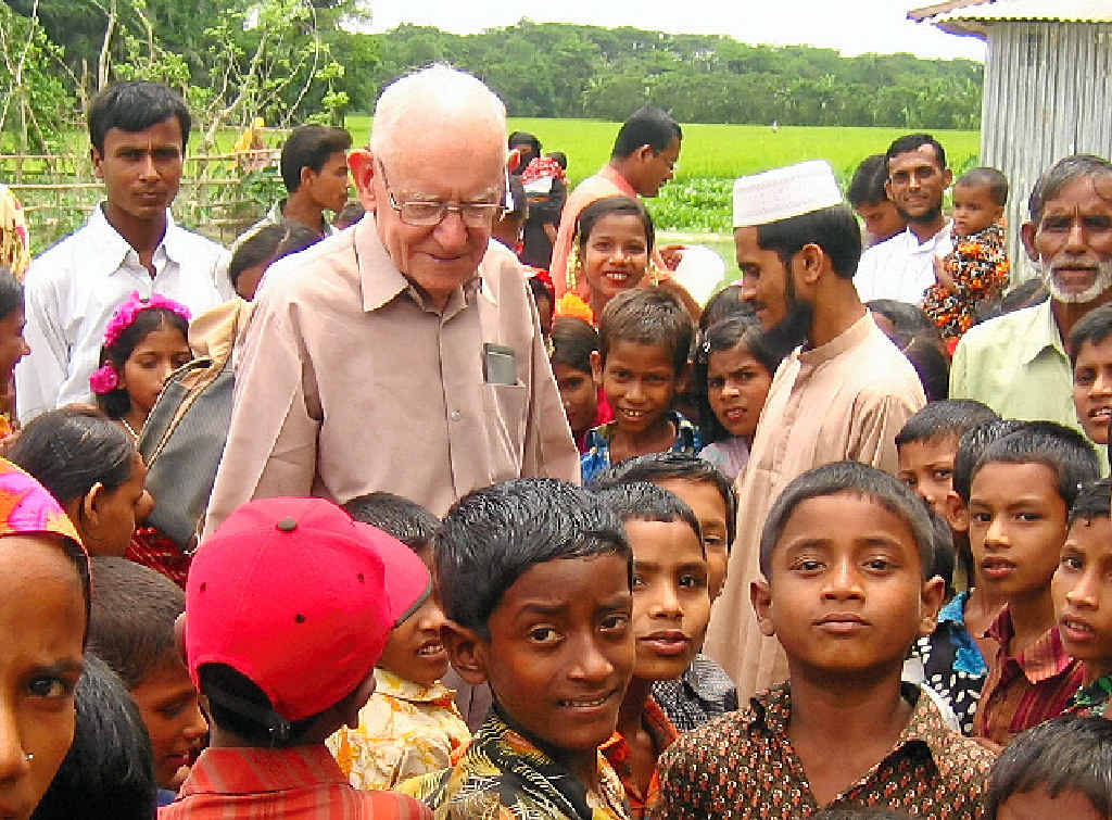 HELPING HANDS: Fred Hyde spends most of his year in Bangladesh building schools for children. HELPING HANDS: Fred Hyde spends most of his year in Bangladesh building schools for children.