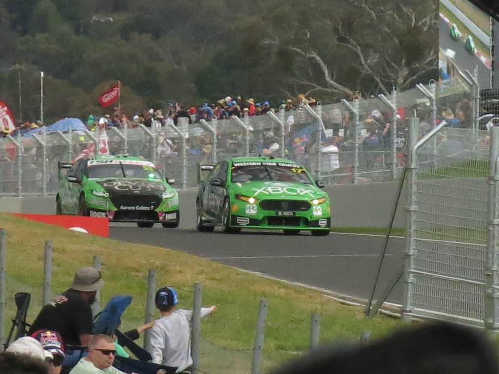 The team of Scott Pye and Marcos Ambrose lead David Reynolds and Dean Canto. The team of Scott Pye and Marcos Ambrose lead David Reynolds and Dean Canto.