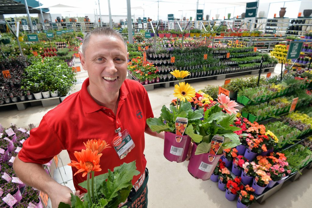 Bunnings Warehouse opens doors to new store Sunshine Coast Daily