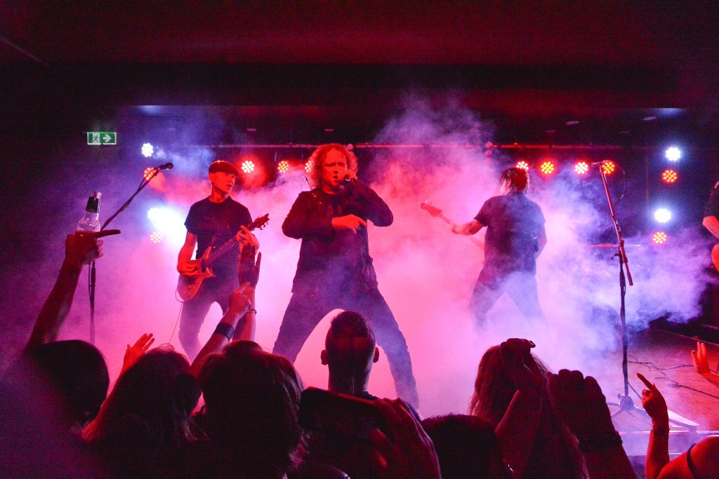 The Screaming Jets will perform at the Beach House Hotel on Thursday night. The Screaming Jets will perform at the Beach House Hotel on Thursday night.