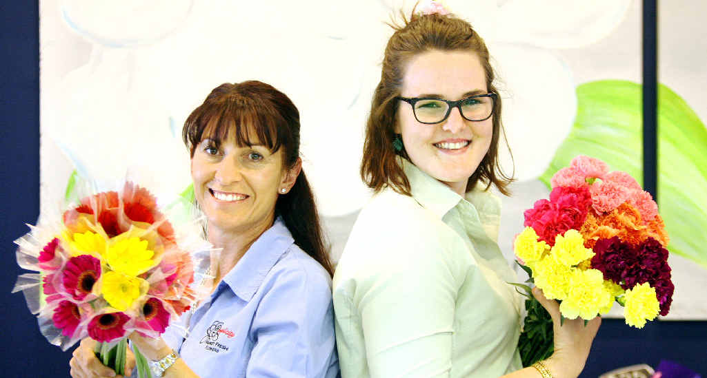 LIFTING SPIRITS: Simplicity Market Fresh Flowers’ Michelle Hayward and Lauren Thompson. LIFTING SPIRITS: Simplicity Market Fresh Flowers’ Michelle Hayward and Lauren Thompson.