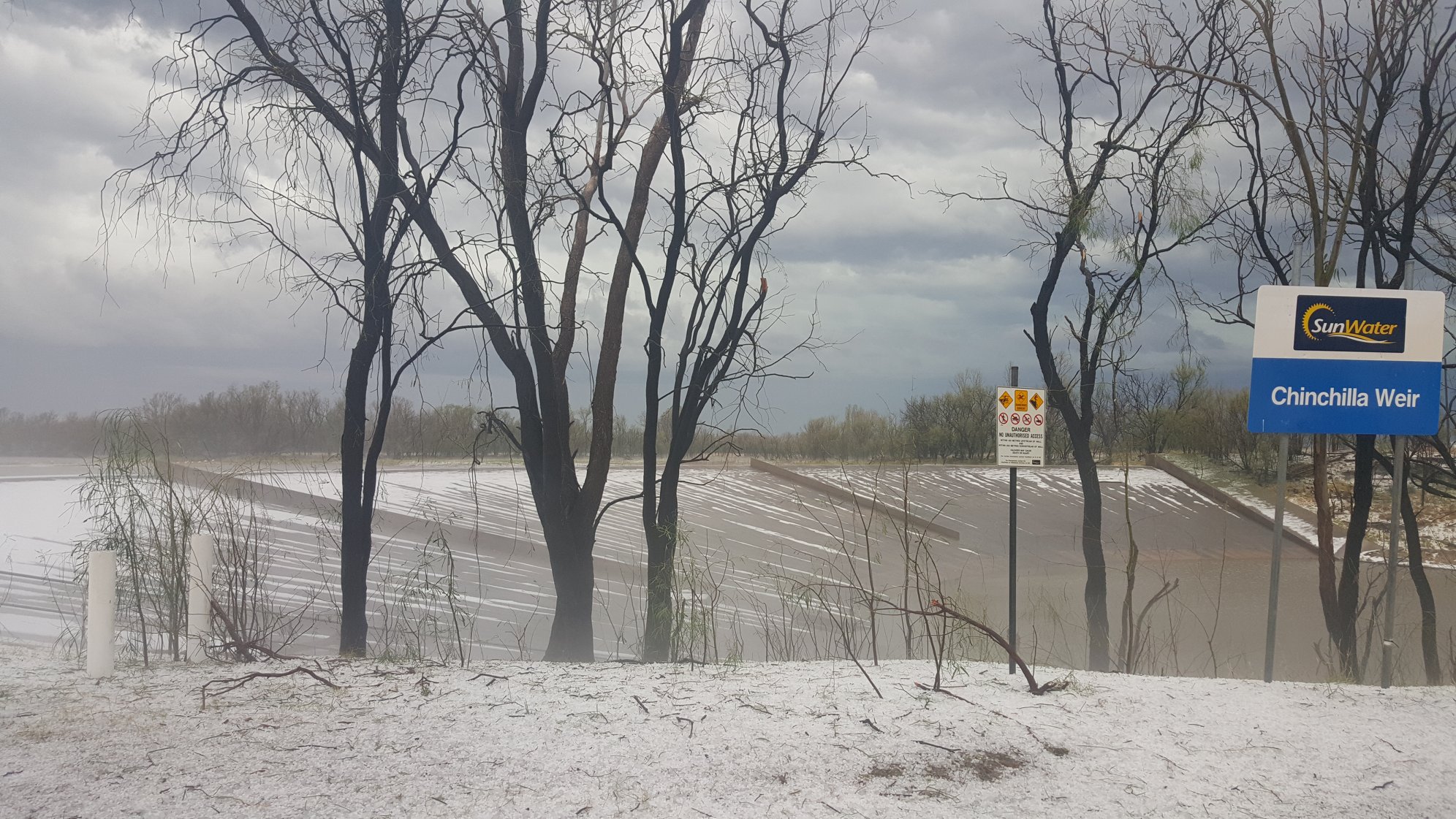 Ankle-deep hail at the Chinchilla weir. Ankle-deep hail at the Chinchilla weir.
