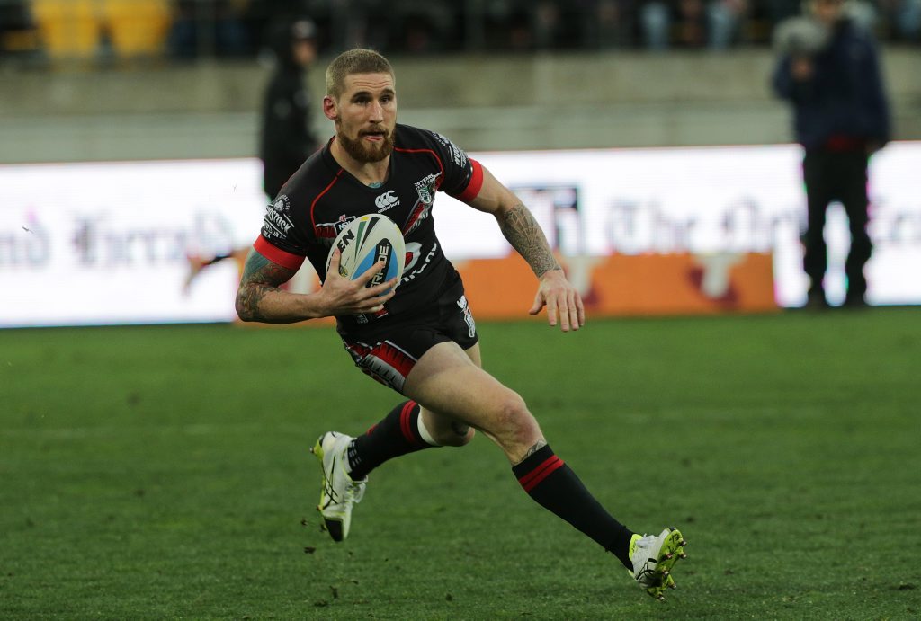 Sidelined ... Sam Tomkins in action for the Warriors. Photo: AAP Image Sidelined ... Sam Tomkins in action for the Warriors. Photo: AAP Image