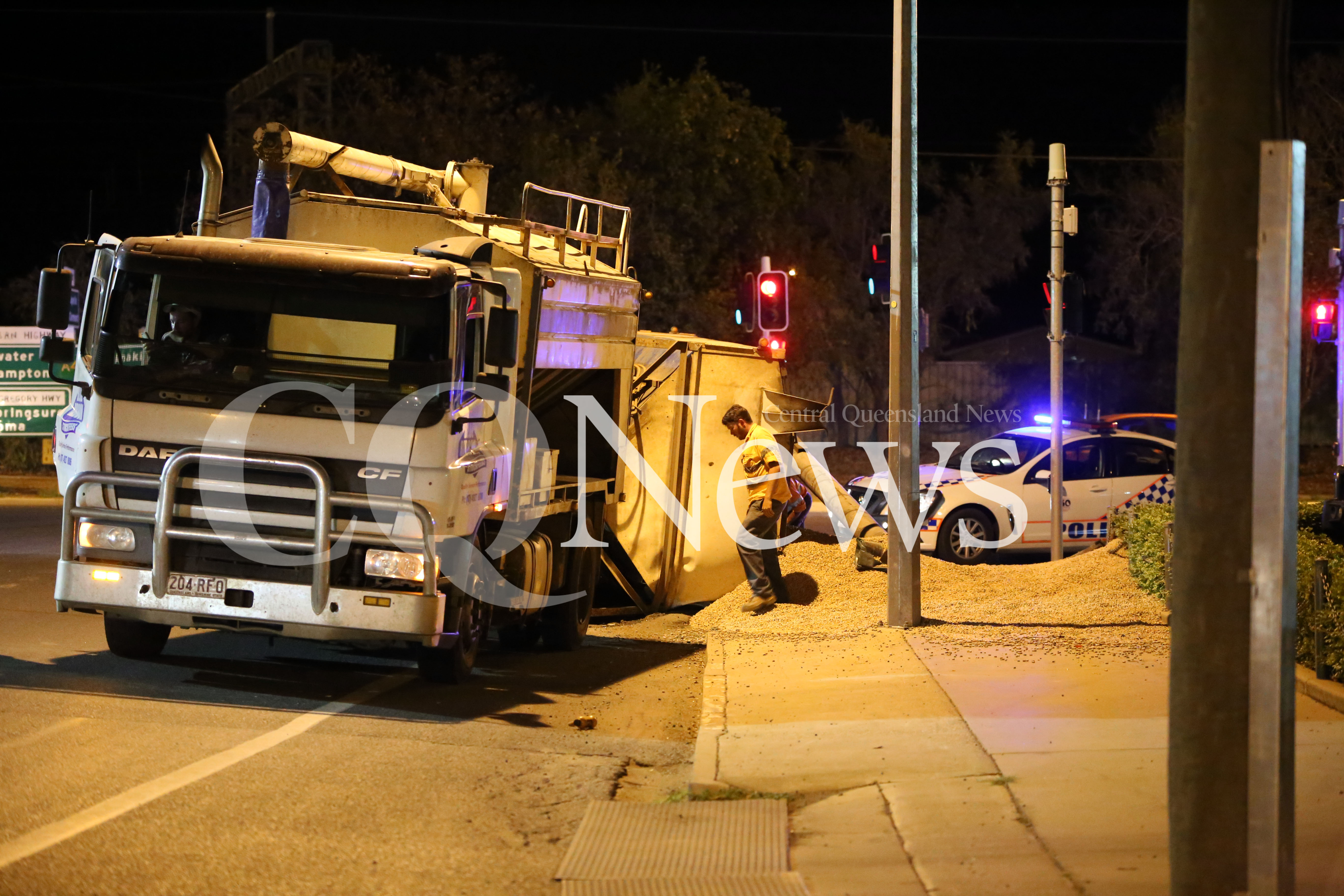 Truck trailer rollover - Emerald