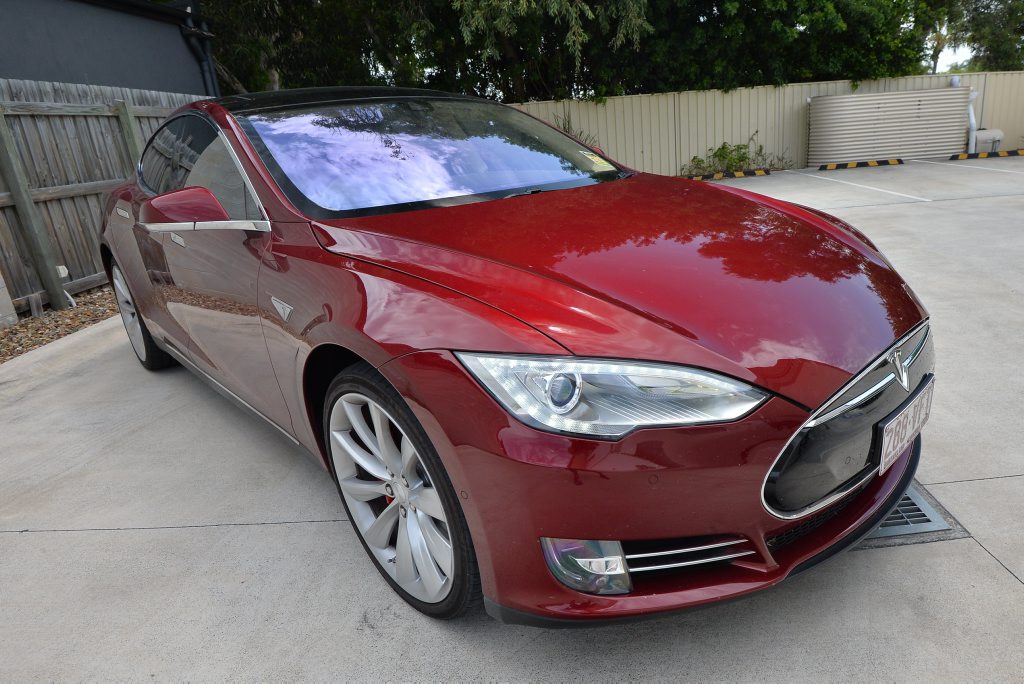 Tesla owner Vas Srinivasan has just installed new software upgrade to his Tesla that allows him to drive virtually hands free. Photo Patrick Woods / Sunshine Coast Daily Tesla owner Vas Srinivasan has just installed new software upgrade to his Tesla that allows him to drive virtually hands free. Photo Patrick Woods / Sunshine Coast Daily