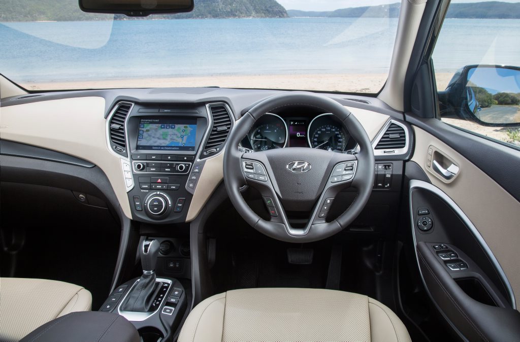 2015 Hyundai Santa Fe Series II Photo: Contributed 2015 Hyundai Santa Fe Series II Photo: Contributed