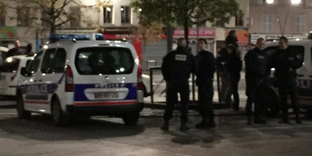 Three men have been arrested and two officers injured after an exchange of gunfire in the northern Paris suburb of St-Denis. Photo/ Twitter Three men have been arrested and two officers injured after an exchange of gunfire in the northern Paris suburb of St-Denis. Photo/ Twitter