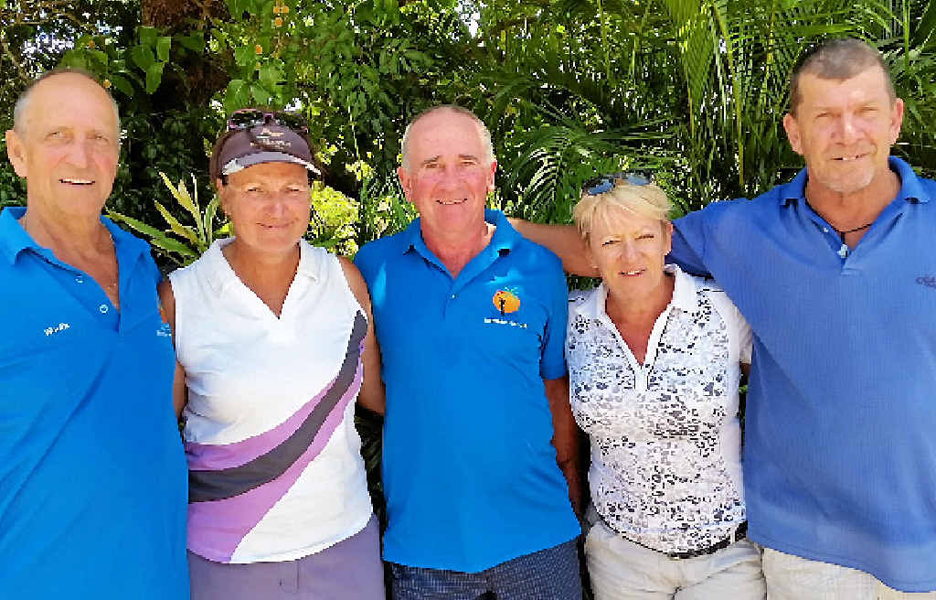 30 golfers vie for monthly medals