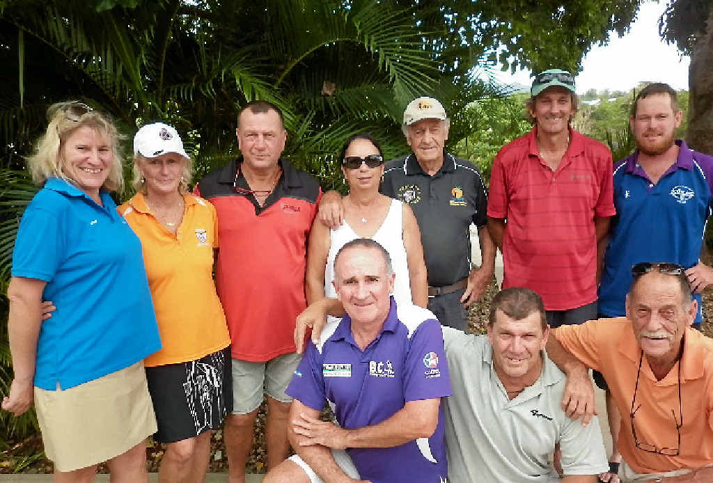 GOLF WINNERS: (Back, from left) Leanne Abernethy, Linda Wardroper, Scotty Wardroper, Robyn Mills, Ian Giles, Brad Hammond, David Hoy, (front) Rod Wecker, Kym Hill and Kevin Mills on Sunday. GOLF WINNERS: (Back, from left) Leanne Abernethy, Linda Wardroper, Scotty Wardroper, Robyn Mills, Ian Giles, Brad Hammond, David Hoy, (front) Rod Wecker, Kym Hill and Kevin Mills on Sunday.