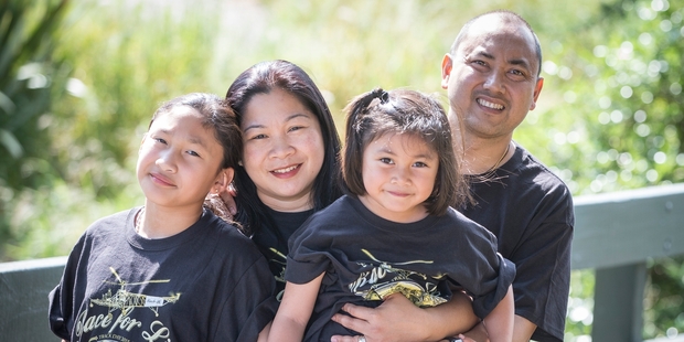 Richmond Villeran (right) with his wife Maria and two children, Sian 11, and Nelle, 5, says the doctors have given him nine months to live and he plans to use whatever time he has left building memories. Photo / Michael Craig Richmond Villeran (right) with his wife Maria and two children, Sian 11, and Nelle, 5, says the doctors have given him nine months to live and he plans to use whatever time he has left building memories. Photo / Michael Craig