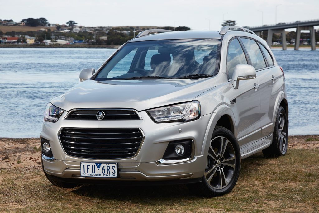 MORE TECH: 2016 Holden Captiva introduces connectivity with Apple CarPlay and Android Auto MORE TECH: 2016 Holden Captiva introduces connectivity with Apple CarPlay and Android Auto