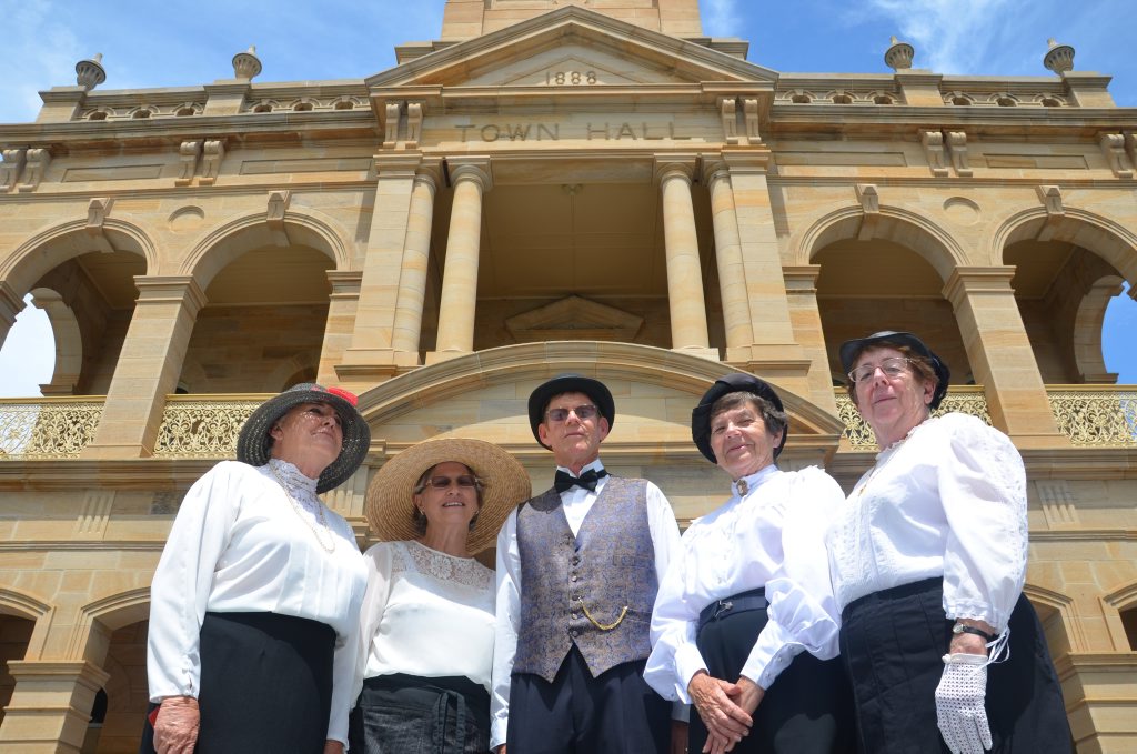 Susan Needer, Janice and David Flood, Deirdre Llewellyn and Barbara Bokenham are all dressed and ready for the March of the Dungarees tonight at Warwick Town Hall. Photo Ben Wilmott / Warwick Daily News Susan Needer, Janice and David Flood, Deirdre Llewellyn and Barbara Bokenham are all dressed and ready for the March of the Dungarees tonight at Warwick Town Hall. Photo Ben Wilmott / Warwick Daily News