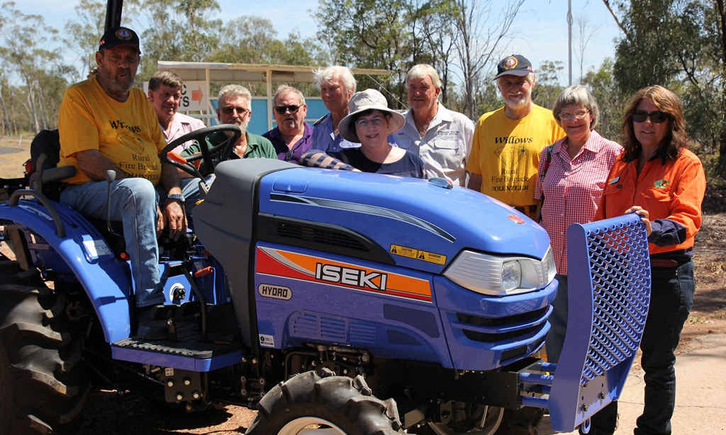 New tractor and slasher for Willow Gemfields Morning Bulletin
