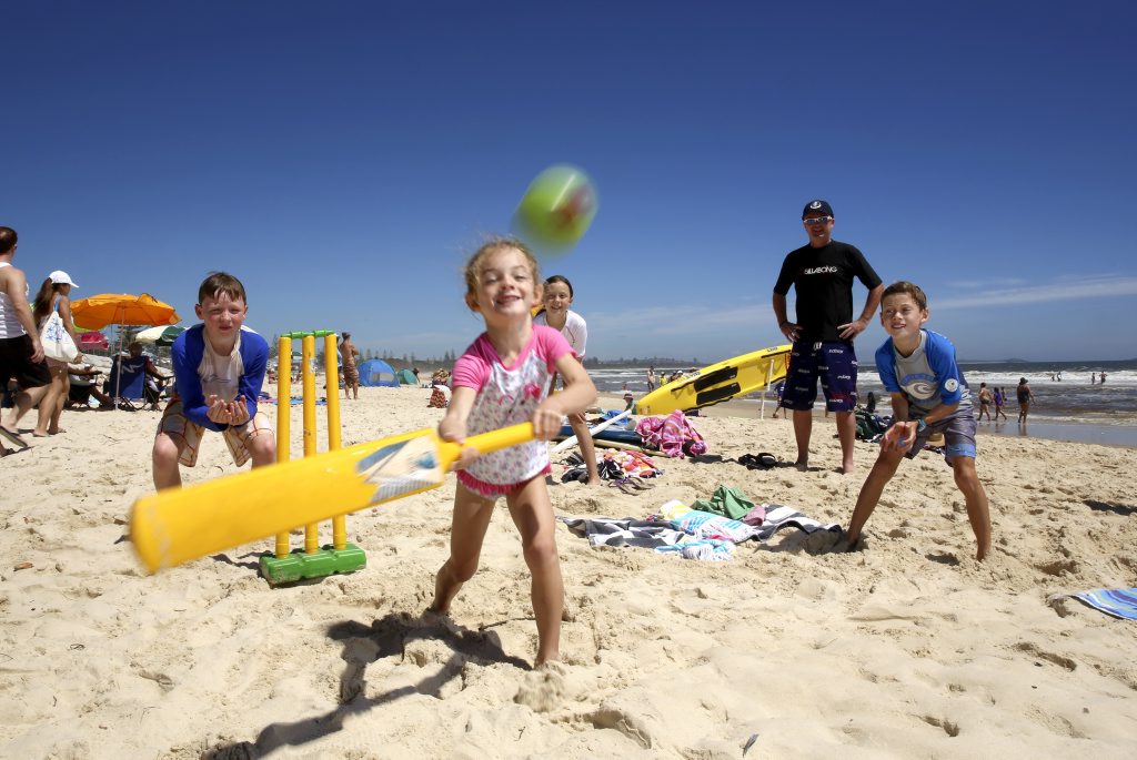 Eliza Fahy enjoying Kingscliff beach with her friends while on holidays. Eliza Fahy enjoying Kingscliff beach with her friends while on holidays.