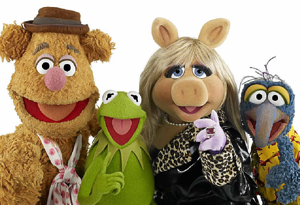 Characters Fozzie Bear, Kermit the Frog, Miss Piggy and Gonzo from The Muppets.
