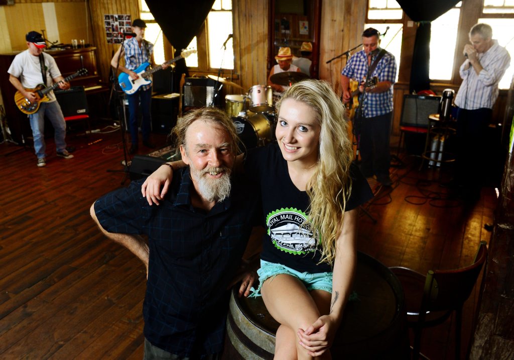 Publican Andrew Cafe and daughter Addie keep the Royal Mail rocking. Publican Andrew Cafe and daughter Addie keep the Royal Mail rocking.