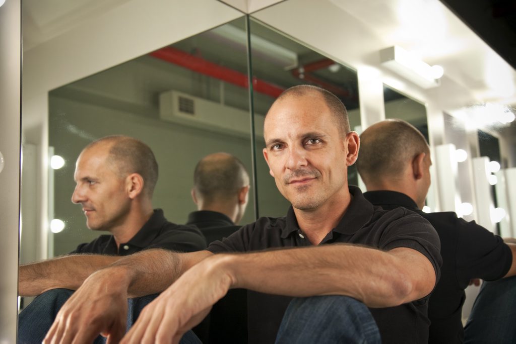 Carl Barron will perform two shows in Gladstone as part of his Drinking with a Fork tour. Photo Contributed Carl Barron will perform two shows in Gladstone as part of his Drinking with a Fork tour. Photo Contributed