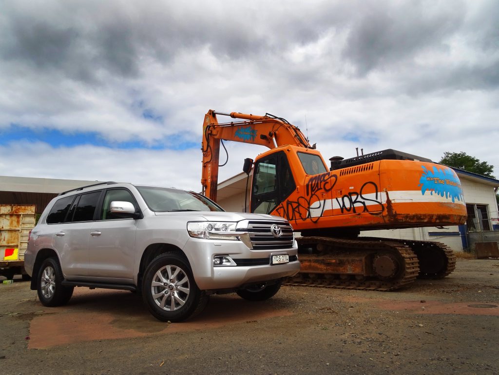 Toyota LandCruiser 200 Series VX. Photo: Iain Curry. Toyota LandCruiser 200 Series VX. Photo: Iain Curry.