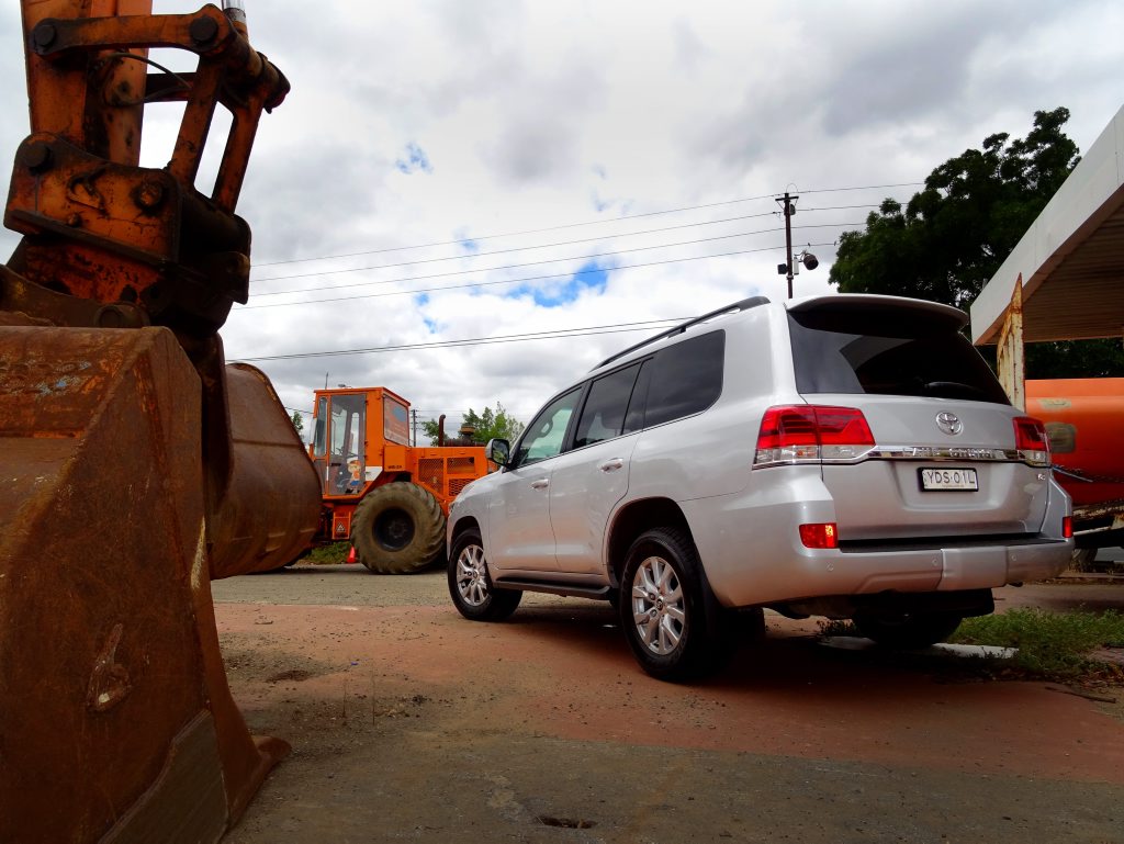 Toyota LandCruiser 200 Series VX. Photo: Iain Curry. Toyota LandCruiser 200 Series VX. Photo: Iain Curry.