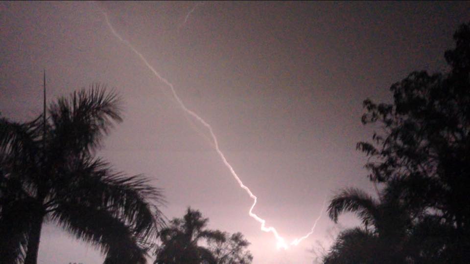 Dean Hepburn posted this photo taken in Kawana (Rockhampton) on Higgins Storm Chasers Facebook page Dean Hepburn posted this photo taken in Kawana (Rockhampton) on Higgins Storm Chasers Facebook page
